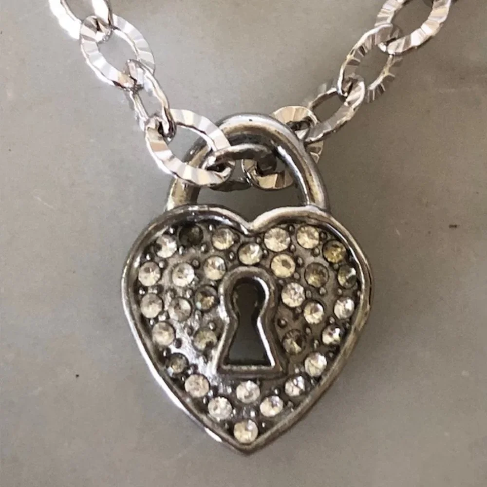 PIERCING PAGODA Italian Silver Bracelet Heart Keyhole Rhinestone Charm